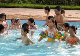 Lắp máy BK Ozone cho bể bơi Lắp máy BK Ozone cho bể bơi
